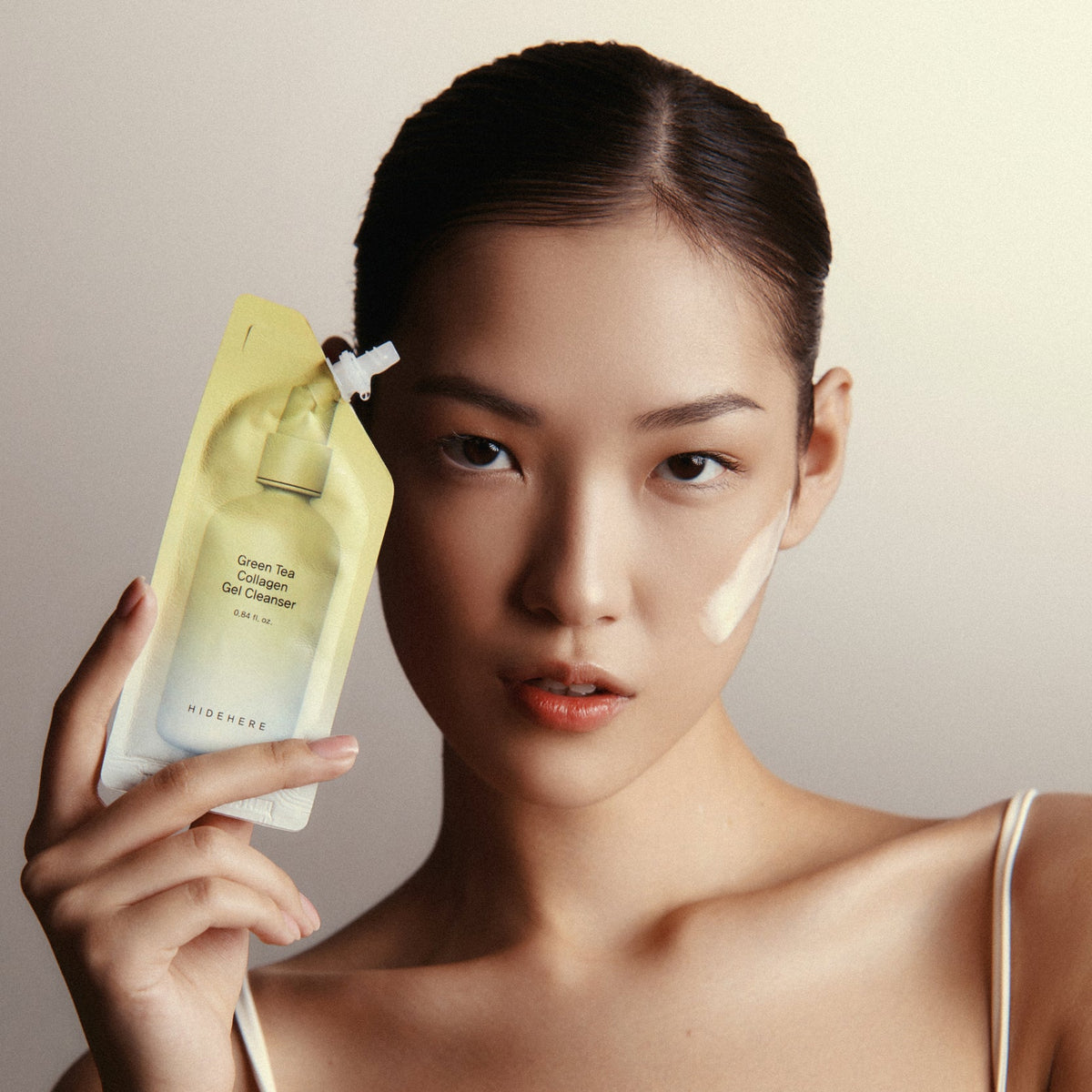 HIDEHERE Green Tea Collagen Gel Cleanser
